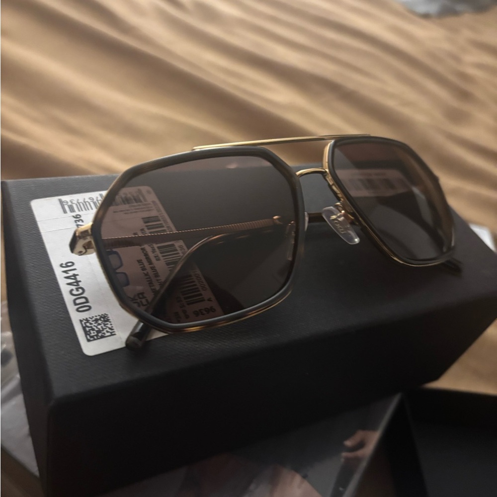 Gold Aviator Sunglasses